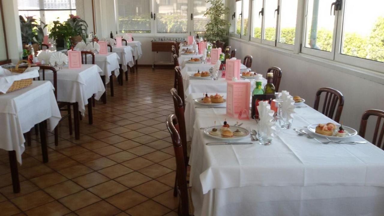 Hotel Driade Sul Mare Римини Екстериор снимка