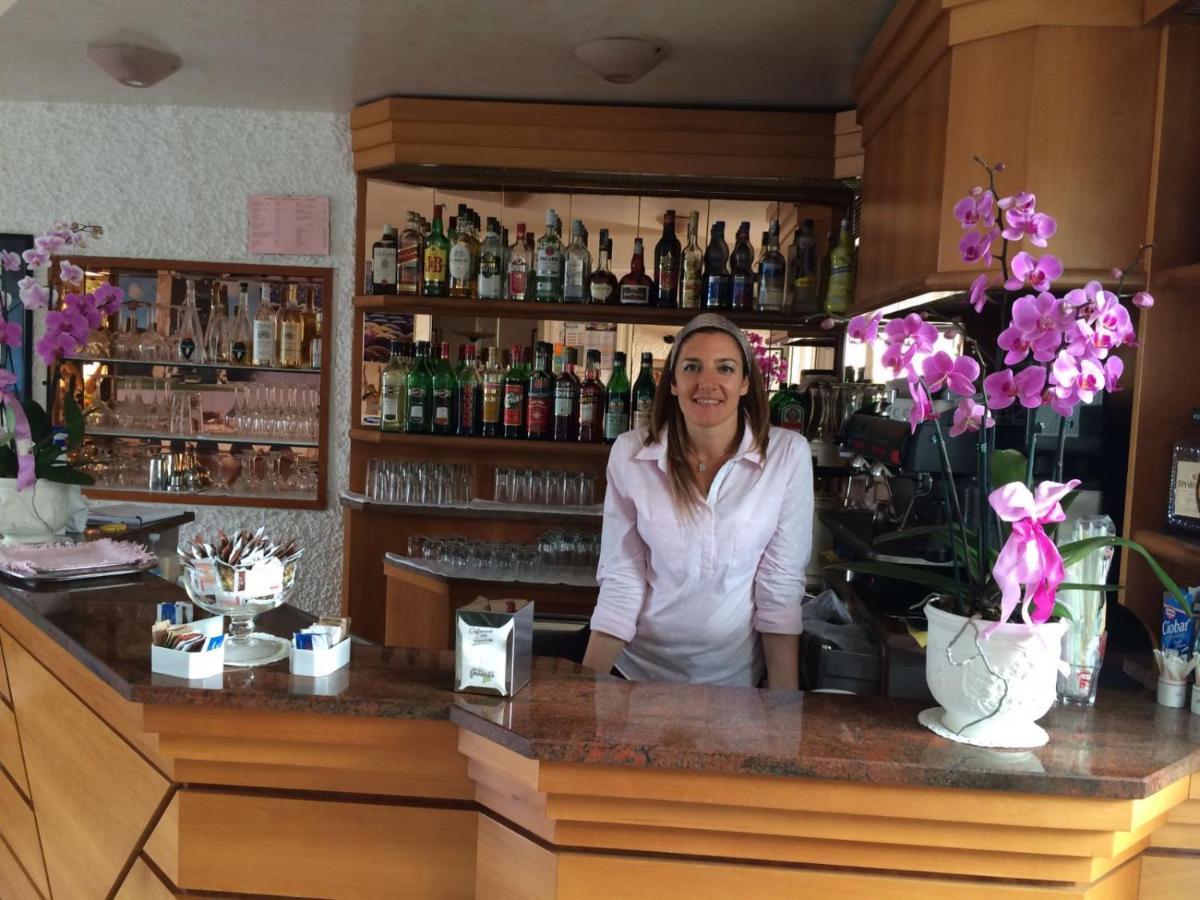 Hotel Driade Sul Mare Римини Екстериор снимка